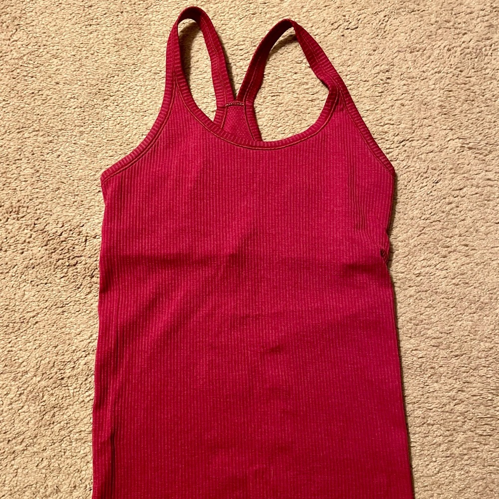 Lululemon Ebb To Street Tank Top Racerback Light Support Heathered Berry Size 4